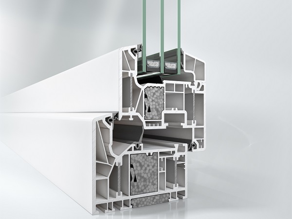 Picture credits: Schüco Polymer Technologies KG New Schüco LivIng Alu Inside window system with patented aluminium profile rolling technology and additional insulating blocks for passive house suitability in accordance with Dr Feist (Uf value of 0.79 W/m²K).