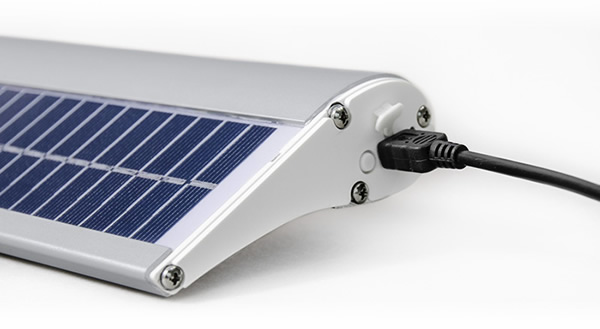 Eko-Okna: Screens powered by the solar energy