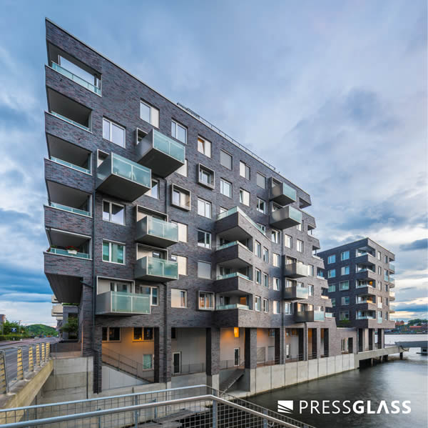 Sørenga residential complex with glass units from Press Glass