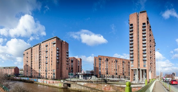 Spectus and Worsley Glass help transform Manchester's Wilburn Basin and create nearly 500 homes