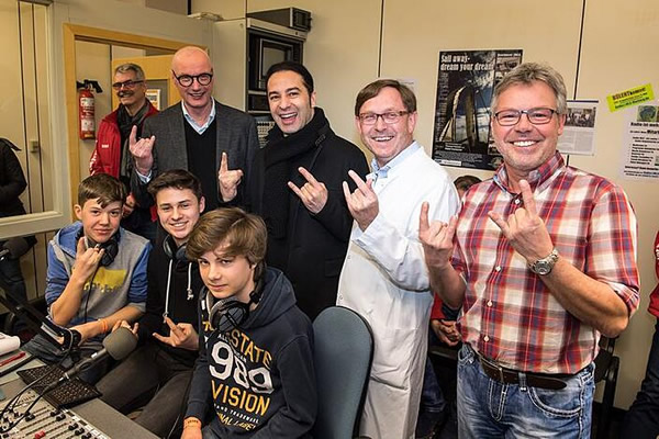 A visit by Menschen für Kinder e.V. to the children's radio station in Marburg.