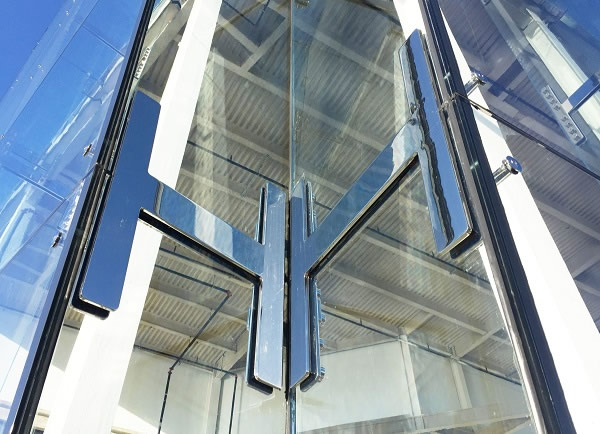 Structural Glass Walls: Process, Design, and Engineering Options