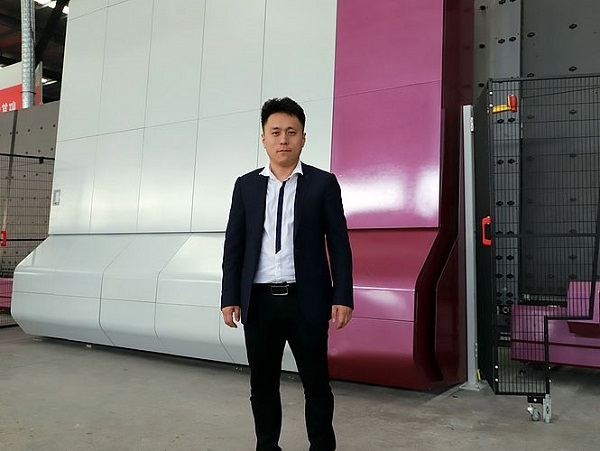 Mr. Liu Hao, the General Manager of Penghao Glass