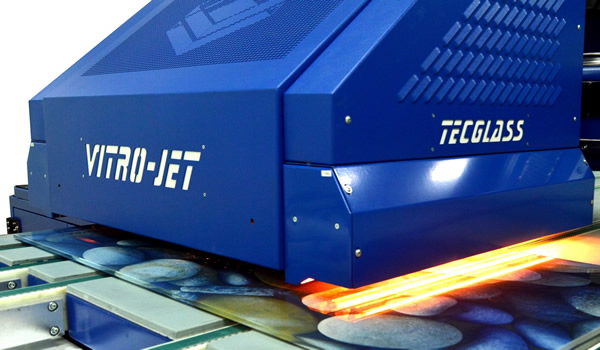 The Innovative Vitro Jet F Type Machine strengthens Tecglass Partnership with Tvitec