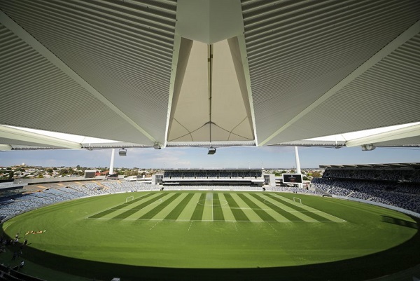 The new Geelong stadium is a real crowd pleaser