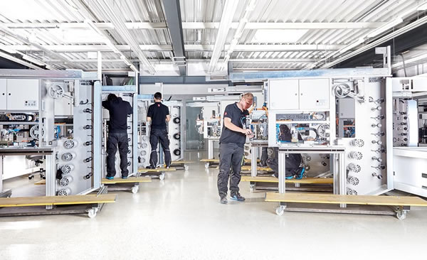 A look at the production hall of the M10 Industries: German quality work © M10 Industries AG