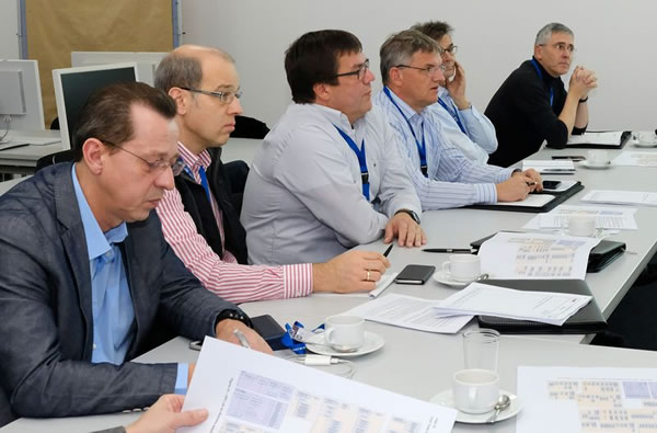 VDMA Working Group "Standardized Interfaces in the Glass Industry"