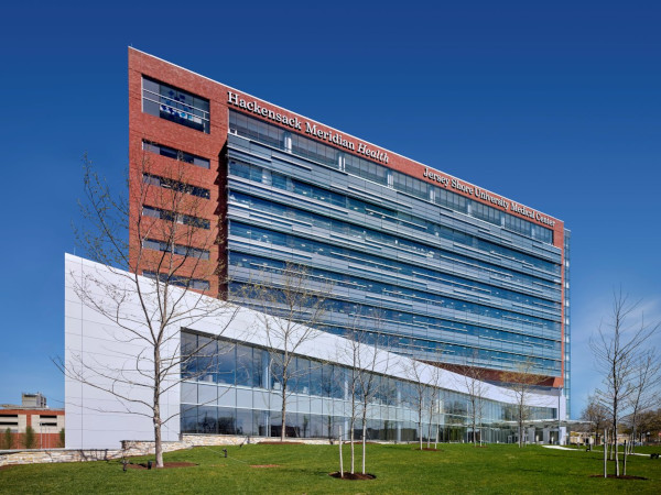 Pictured: HOPE Tower – Jersey Shore University Medical Center | Glass: Solariani® 70 Glass, Solarban® 72 Starphire® Glass | Architect: EYP (Formerly WHR Architects) | Glass Fabricator: Vitro/PPG Certified Member | Glazing Contractor: National Glass & Metal Co. | Photography: Halkin Mason Photography