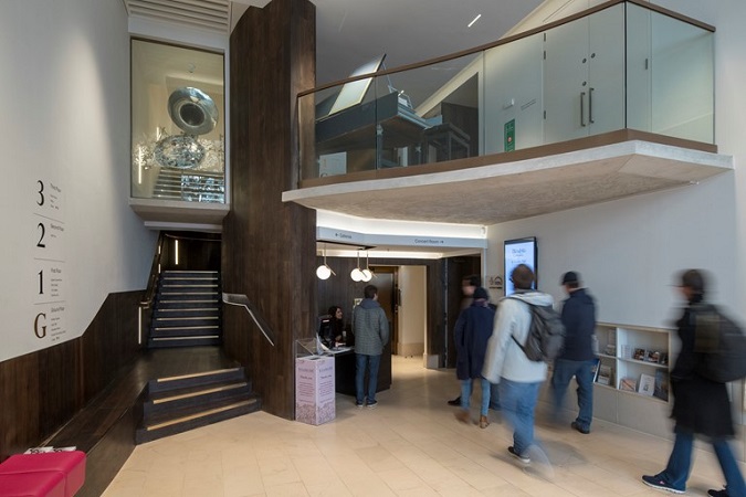 Indeglas internal glazed screens at two prestige Edinburgh sites feature in RIAS award winning projects