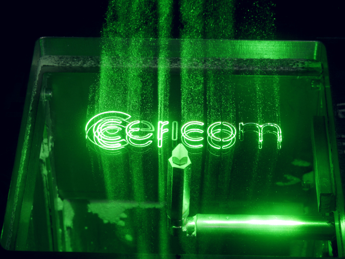 Internal glass engraving: visible laser radiation in the green wavelength range