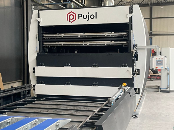 D-Glass Enhances Quality and Growth with New Pujol 100 Investment