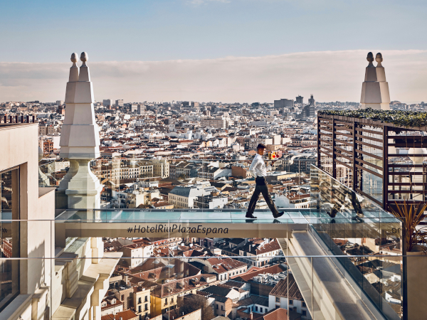 Pujol & Evalam, a must-visit meeting point at Glass South America 2025