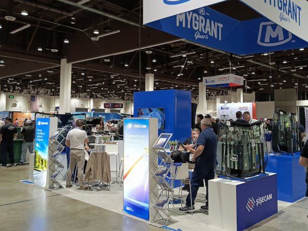 Şişecam Showcased Innovative Products at Auto Glass Week 