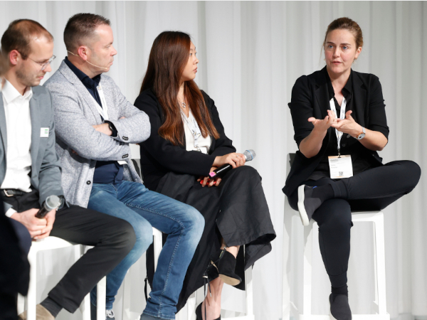 Sophie Pennetier featured as a speaker at glasstec 2024. Photo: © Messe Düsseldorf / ctillmann