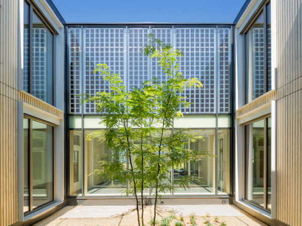 EVALAM UC Powers Award-Winning BIPV Façade at Geelen Counterflow Headquarters