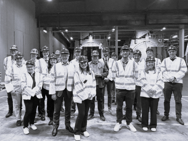 Glass for Europe welcomes a European Commission’s delegation to AGC Glass Europe’s plant in Moustier