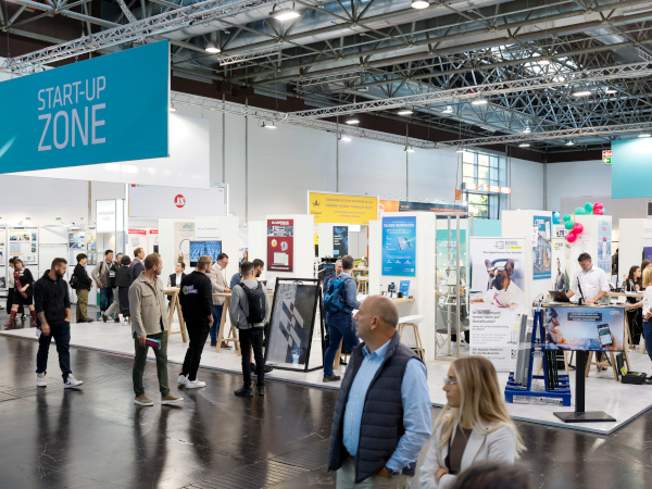 glasstec 2024, Start-up Zone / Foto: Messe Düsseldorf / ctillmann