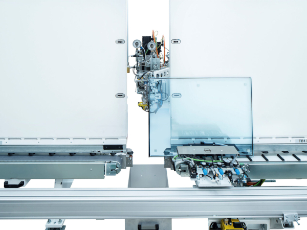 Uniglass expands product range to lifecycle services with Sealing Robot Zone Upgrade