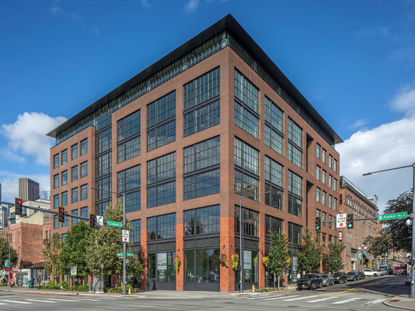 Vitro Glass Blends Modern Design with Historic Seattle