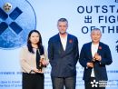 NorthGlass Chairman Gao Xueming Receives Wallpaper “Outstanding Person of the Year” Award