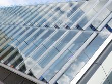 Suntuitive® Dynamic Glass continues to expand globally with installation of Dynamic Fins on the University of Cambridge Civil Engineering Building.
