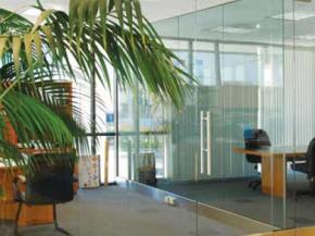 Clearer unobstructed views mean less support, so more effective interlayers are required.