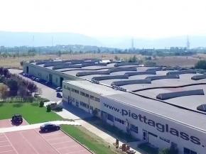 Saint-Gobain buys Romanian Pietta Glass