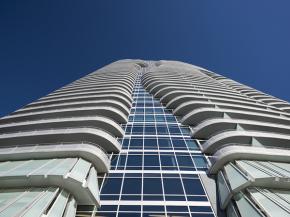 2929 Weslayan, luxury high-rise in Houston glazed with Solarban® 67 glass