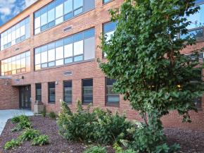 Relying on Wausau’s windows, Wisconsin public school renovates for improved energy, comfort and aesthetics
