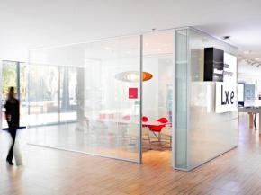 The Innovation & Applications of Switchable Glass Vision Panels