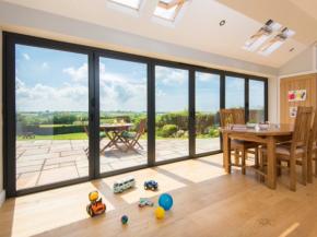 Aluminum helps overcome bi-fold door myths and boost property prices