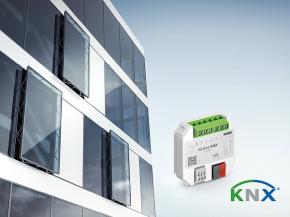 The window drives from the GEZE IQ window drives range can be integrated into KNX building systems via the IQ box KNX interface module. Photo: GEZE GmbH