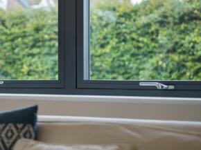 Residence 7s – Strong, Smooth and Seamless Flush Sash System from Tradelink