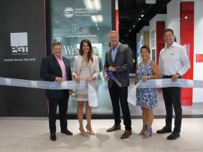 From left to right: Brent Boydston, Sherri Baker, Jeff Jackson, Debbie LaPinska and Bob Keller (Photo: Business Wire)