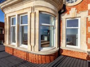 Spectus windows help transform iconic hotel into luxury seafront apartments