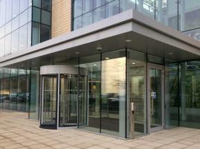 Glasstec Systems create elegant lobby in successful architectural glazing retrofit project