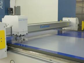 Cutting EVA laminated glass with Eastman C125 Conveyor system