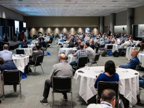 Glazing Executives Forum Addresses Labor Shortage and Supply Chain Issues