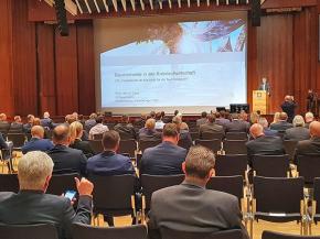 Rosenheim Congress Center was fully booked with 250 participants under Corona conditions