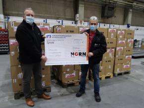 HORN® packs 222 parcels for the Johanniter Christmas trucker campaign