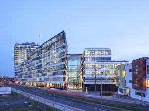 Guardian Glass Project: Vodafone Campus