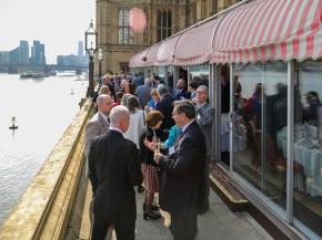 Glass industry gather at the House of Lords