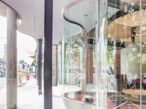 Experience Spectacular Curved Glass Designs with evguard®