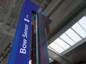 Bow Sensor: Real-Time Bow Measurement for Reliable Glass Production
