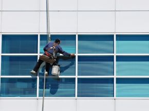 FGIA Updates Guide for Cleaning, Maintenance of Architecturally Finished Aluminum