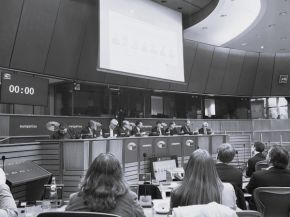 Glass for Europe welcomes the European Parliament’s resolution on Energy-Intensive Industries