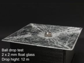 Development of laminated thin glass with defined strength and safe breakage behaviour
