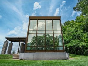 Solarban Champane™ Low-e Glass. (Photography: Noah Hilton)