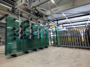© Buys Glas; LiSEC glass storage and overhead loader
