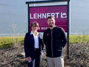 Lehnert Relies on Automated Glass Inspection with the Viprotron ECO Scanner